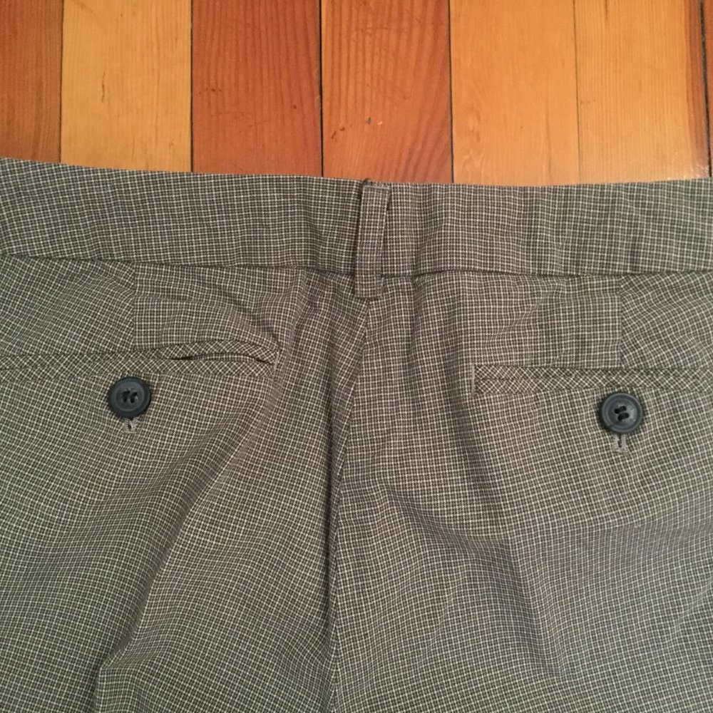 Smart Set Bermuda Shorts - Picture 6 of 8